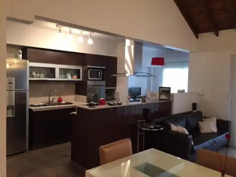 Departamento 3 ambientes con 2 baños