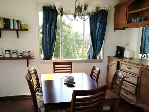 Departamento 4 ambientes con 2 baños