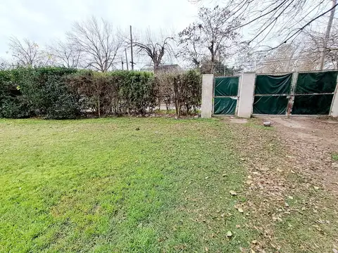 Casa quinta en venta en Los Polvorines, Malvinas Argentinas - 5 ambientes