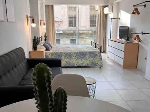 Viamonte 2100, Piso 6