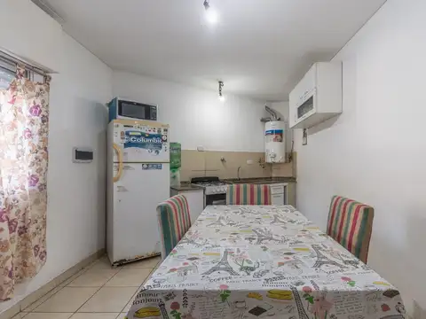 VENTA PH 3 AMBIENTES PB CON PATIO Y ENTRADA INDEP.