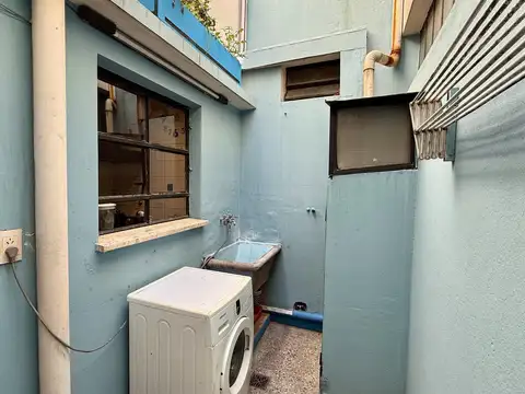 Muy lindo PH de 4 ambientes en excelente estado.