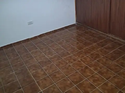 Venta Depto. 2 dormitorios y cochera en Guaymallén