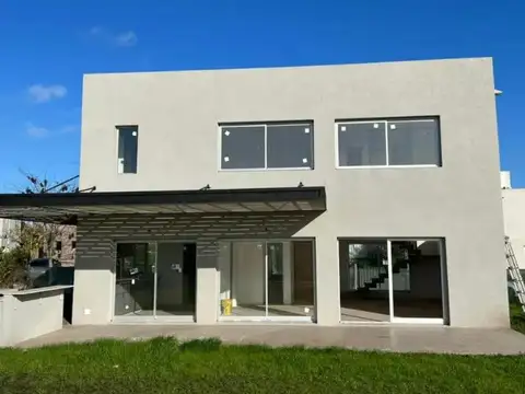 Casa en Venta El Canton Islas