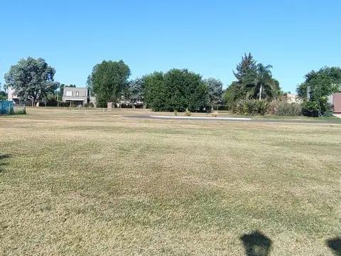 Terreno en Venta en Countries y Barrios Cerrados en Pilar, USD 145.000