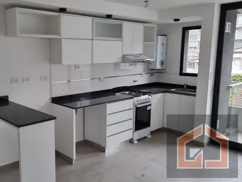 Departamento en Alquiler en Castelar Sur, $ 670.000