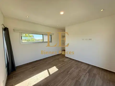 VENTA DE CASA EN EL CANTON