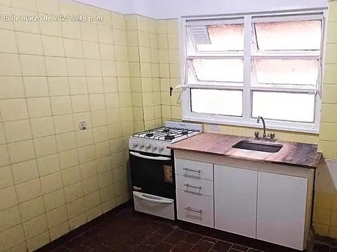 Departamento en Venta en Villa del Parque, USD 110.000