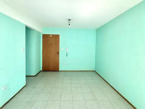 Dpto 3 amb con cochera - Av. Pdte. Perón 440