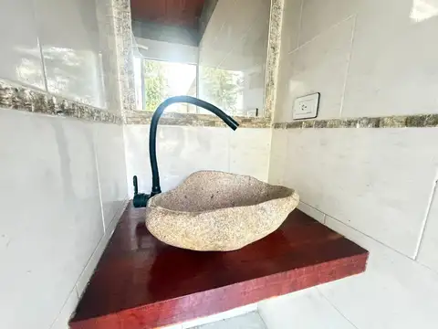 Casa 3 ambientes con 1 baño