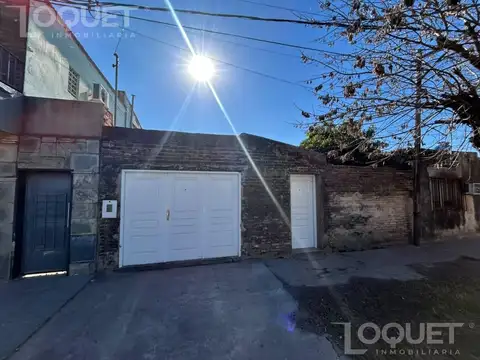 Casa en Venta con 1 cochera