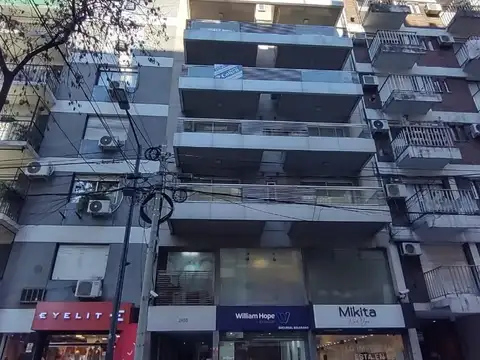 AMPLIO LOFT URBANO CON BALCON EN -  APTO PROFESIONAL