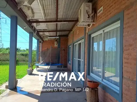 Casa 2 ambientes con 1 baño