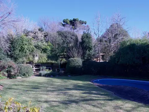 QUINTA, VENTA, EN VILLA DE MAYO,- 6 AMB. y PILETA