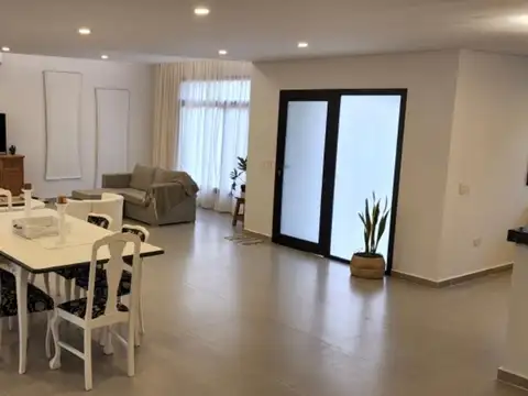 Casa en Alquiler Temporal de 3 dormitorios