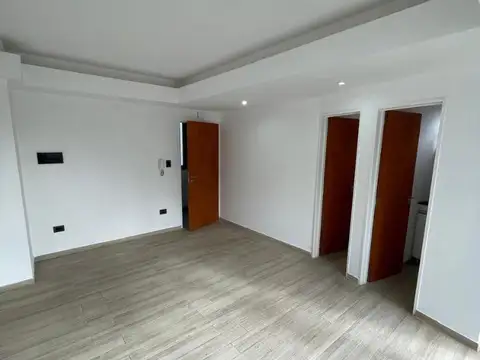 Oficina en Alquiler en La Plata, $ 400.000
