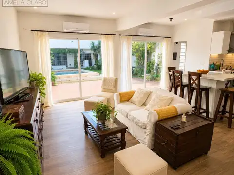 VENTA CASA 5 AMBIENTES | PILETA, QUINCHO Y DEPARTAMENTO INDEPENDIENTE | 495 m2 | FLORIDA OESTE
