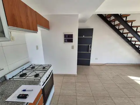 Departamento en Venta en Valentin Alsina, USD 75.000
