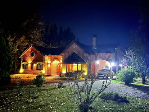 Casa en Venta con 1 cochera