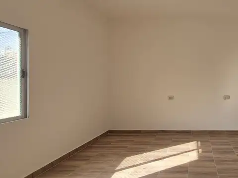 Depto Tipo Casa en Alquiler en Ciudadela, $ 560.000