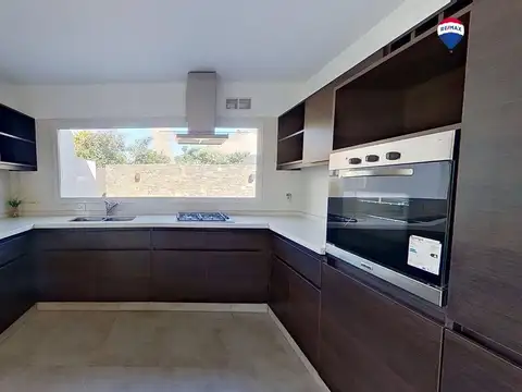 VENTA CASA LOS PUENTES LUJAN 6 AMB FINANCIA 55 K