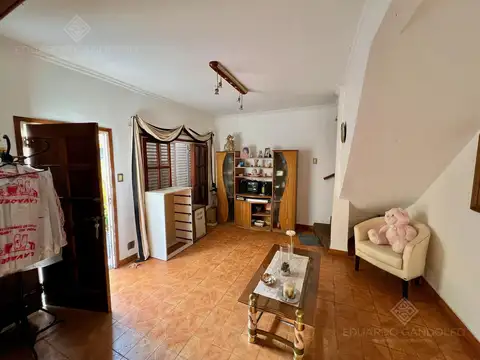 Depto Tipo Casa en Venta en Remedios De Escalada, USD 76.000