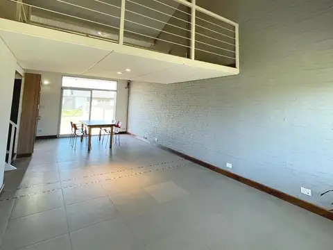 Casa en Alquiler en Soldini, $ 800.000