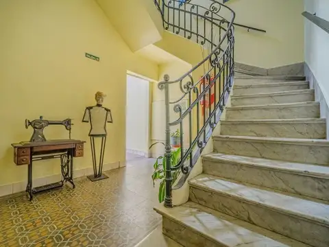 Depto Tipo Casa en Venta 85 años