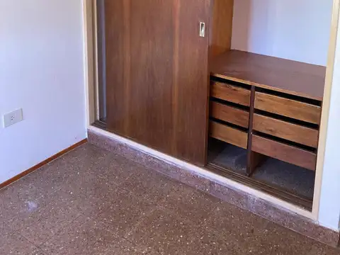 Casa 6 ambientes con 3 baños