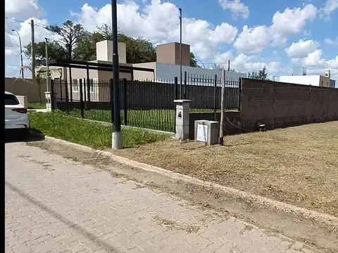 Terreno en Venta en Los Boulevares, USD 26.500