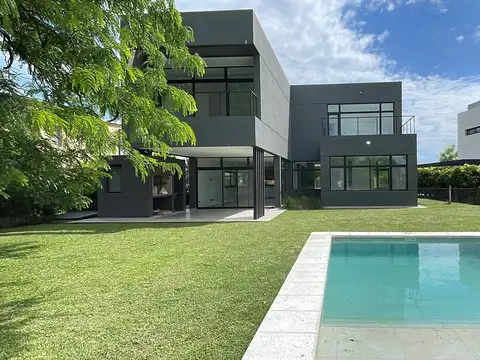 Casa  en Venta ubicado en Haras Santa Maria, Escobar, G.B.A. Zona Norte