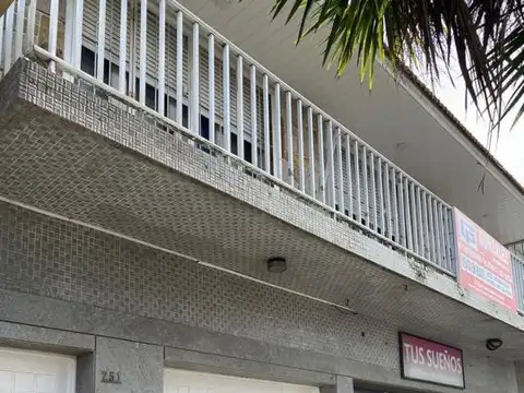 Local en Venta en Parque Luro, USD 90.000