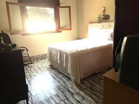 VENTA CASA 2 DORMI.APTO CDTO.ALTA GRACIA.CORDOBA
