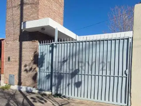 Casa en Alquiler – 25 de Mayo 3300, Ciudad de Mendoza