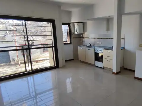 Formosa 100, Piso 1°