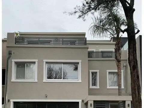 CASA EN VENTA EN ACASSUSO