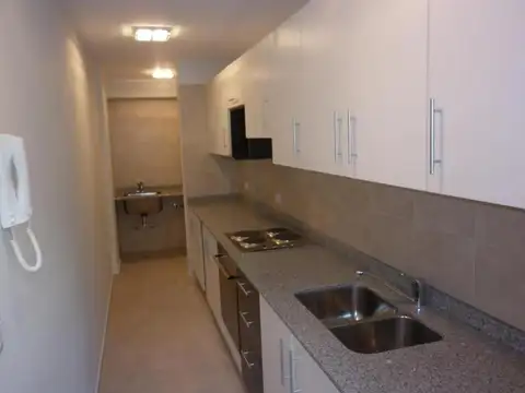 Departamento en Venta en Chacarita, USD 140.000