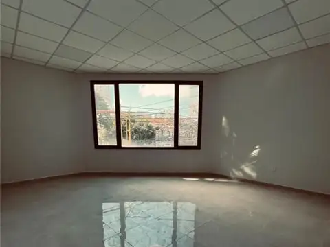 OFICINAS - PLANTA DIVIDIDA - CENTRO, RESISTENCIA