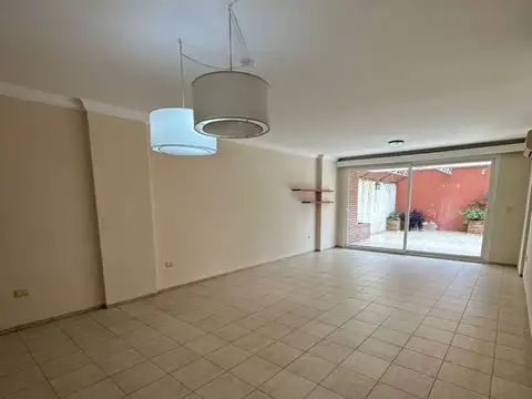 Departamento en Alquiler en San Miguel De Tucuman, $ 900.000