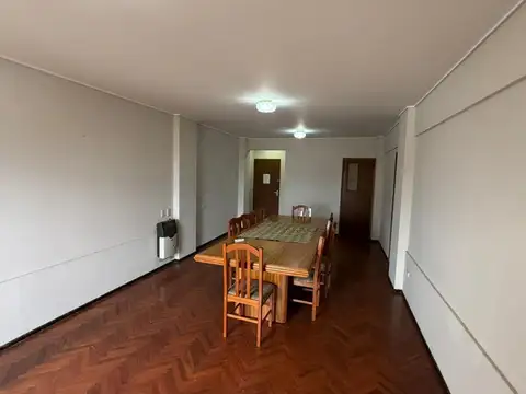 Departamento en Alquiler de 7 ambientes