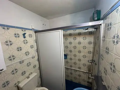 Casa en Alquiler con 1 cochera