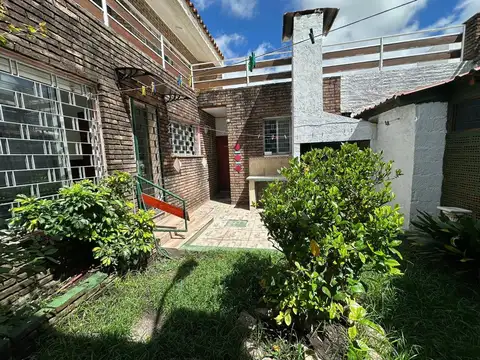 Alquiller casa 2 dormitorios garage - UNION