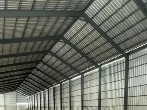 Galpon en Alquiler 50  mts Fondo