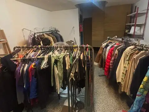 Local en Venta 51 años