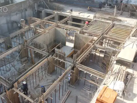 Departamento en Venta con 1 cocheras