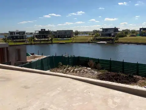 Casa en venta Barrio Amarras, Puertos de Escobar