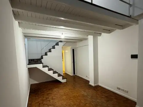 Navarro 4100, Piso 5