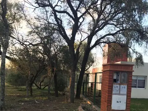 VENTA VALLE DEL GOLF ETAPA 2  LOTE  864 M2 CENTRAL