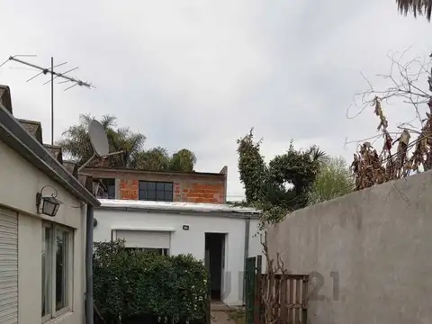 26 bis e/473 bis y 474 100, Piso 0