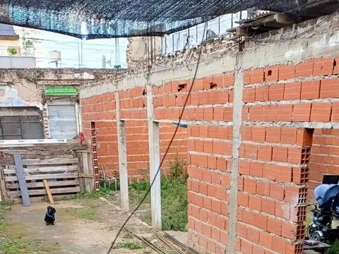 LOTE 8.66X31.8 MTSm2 A MTS DE JOSE M MORENO-PARQUE CHACABUCO